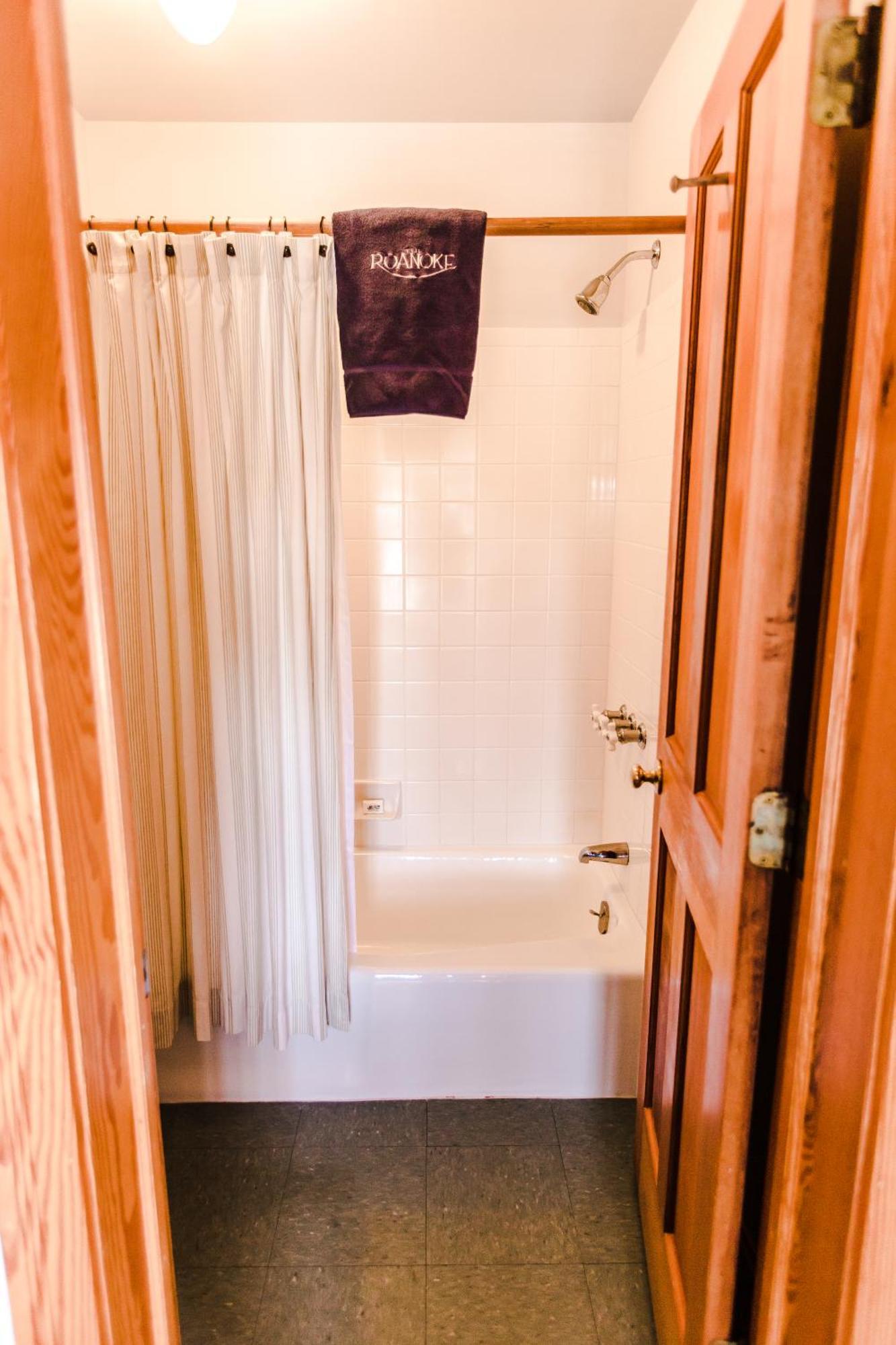 Roanoke Island Inn Manteo Quarto foto